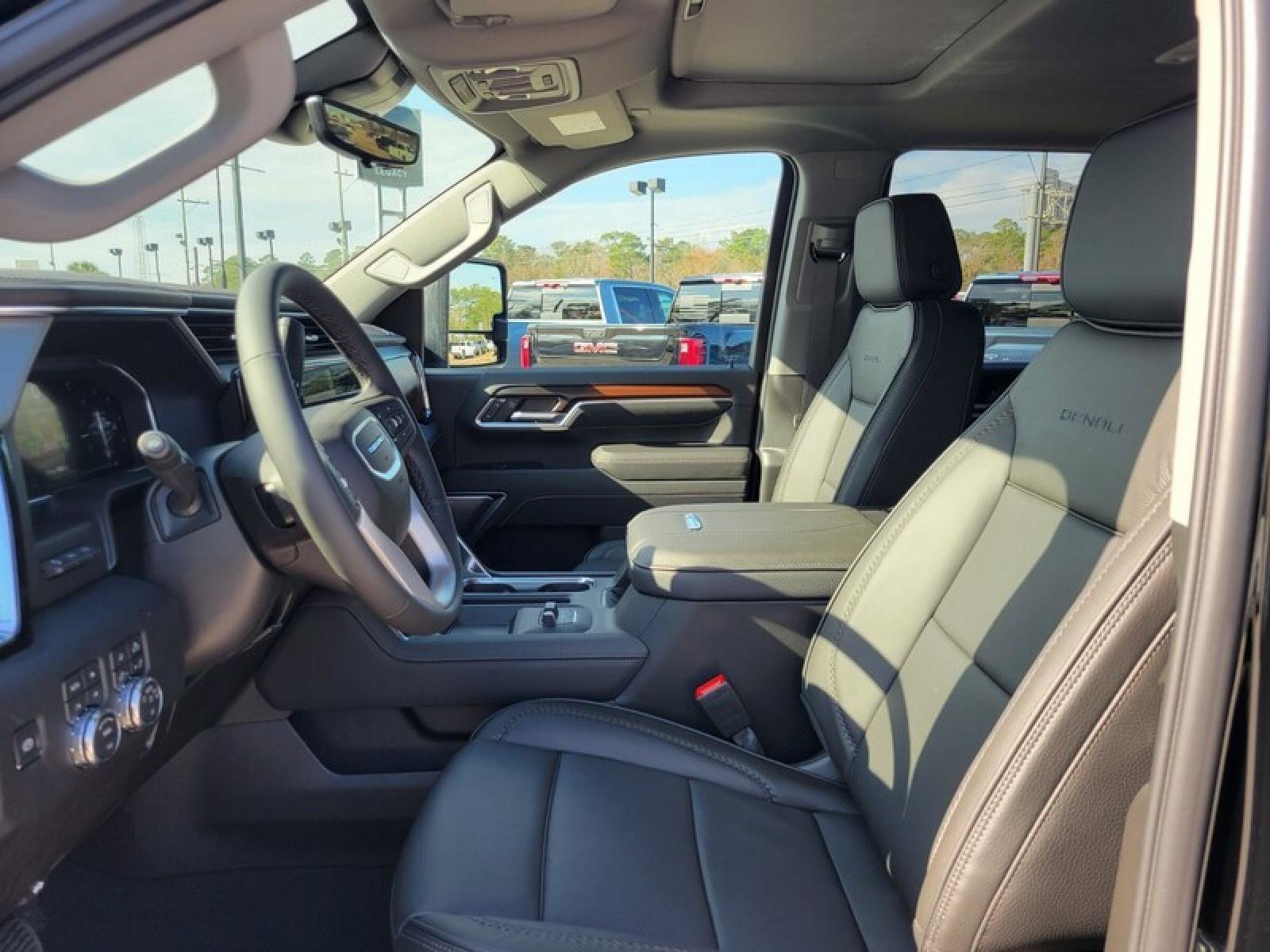New 2026 GMC Sierra 3500 Denali w/ Denali Reserve Package image 11