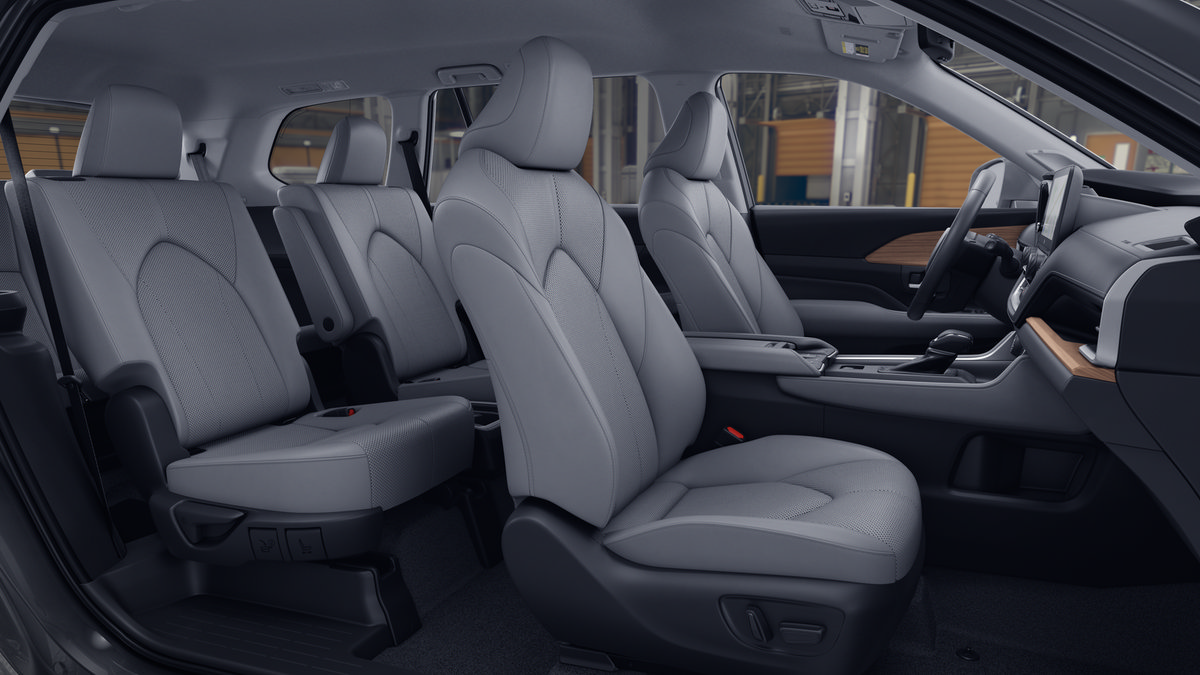New 2026 Toyota Grand Highlander FWD image 20