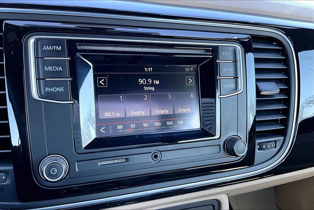 Used 2016 Volkswagen Beetle 1.8T S image 21