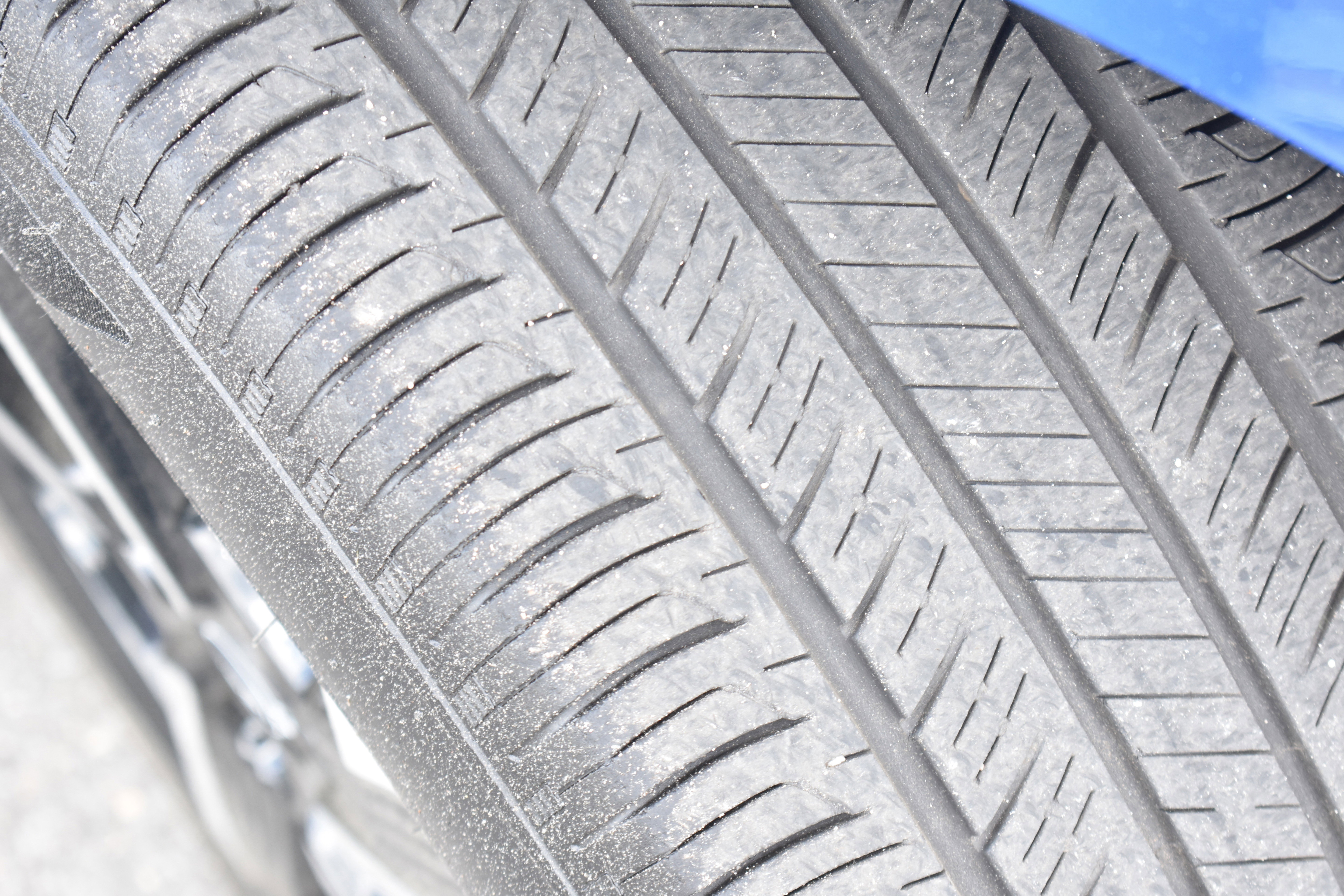 Used 2025 Nissan Sentra SV FWD image 11