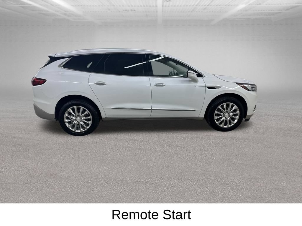 Used 2021 Buick Enclave Premium w/ Sun and Sites Package AWD/4WD image 16