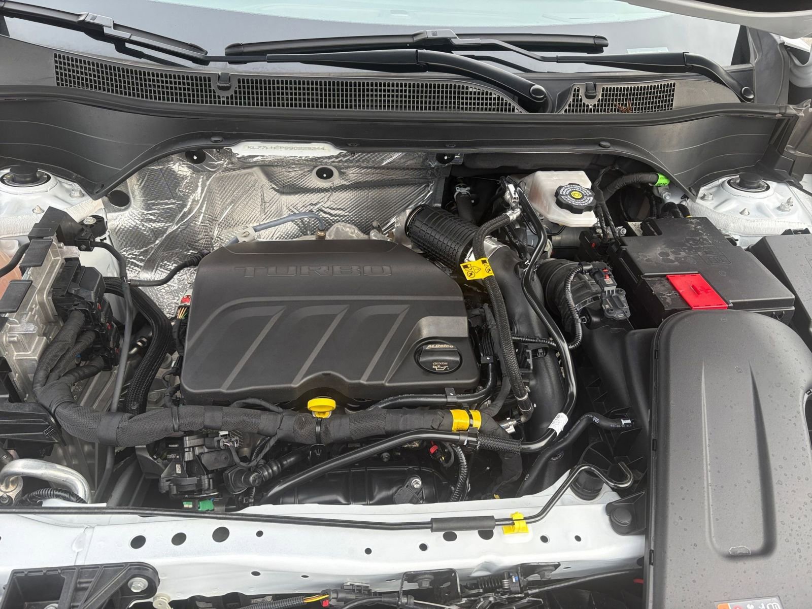 Used 2025 Chevrolet Trax LT image 30