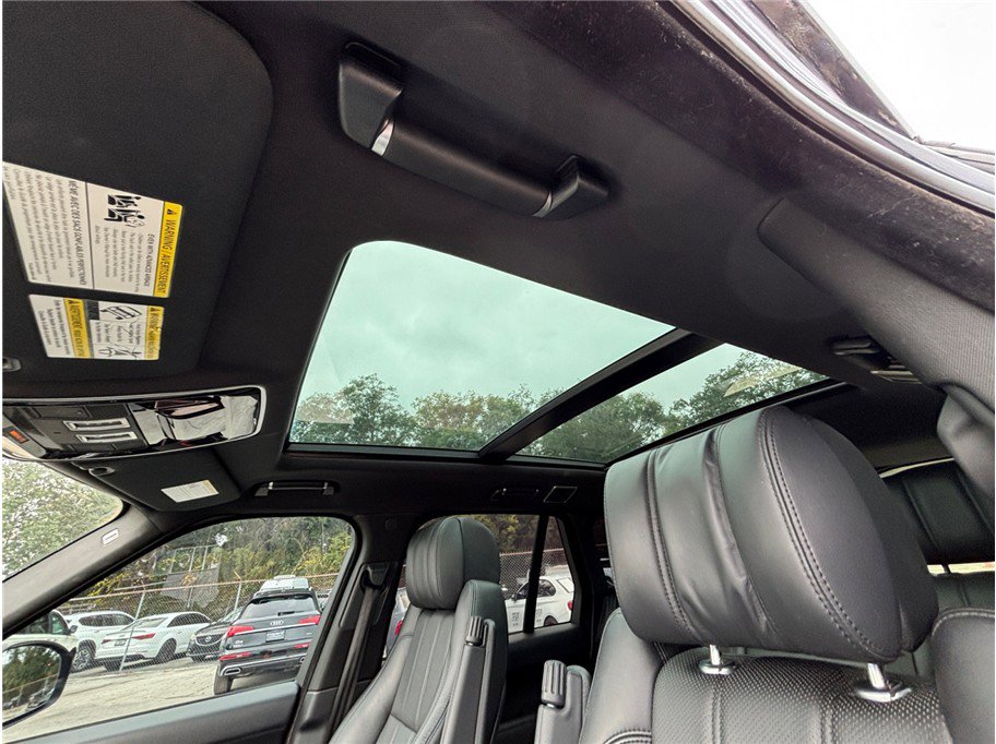 Used 2016 Land Rover Range Rover Supercharged image 38