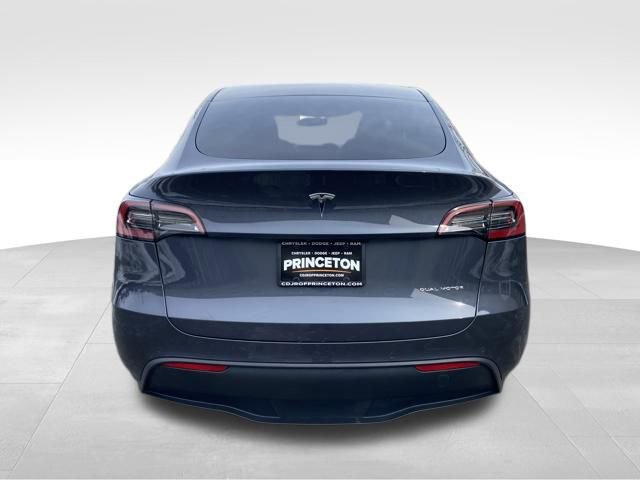 Used 2022 Tesla Model Y Long Range image 6