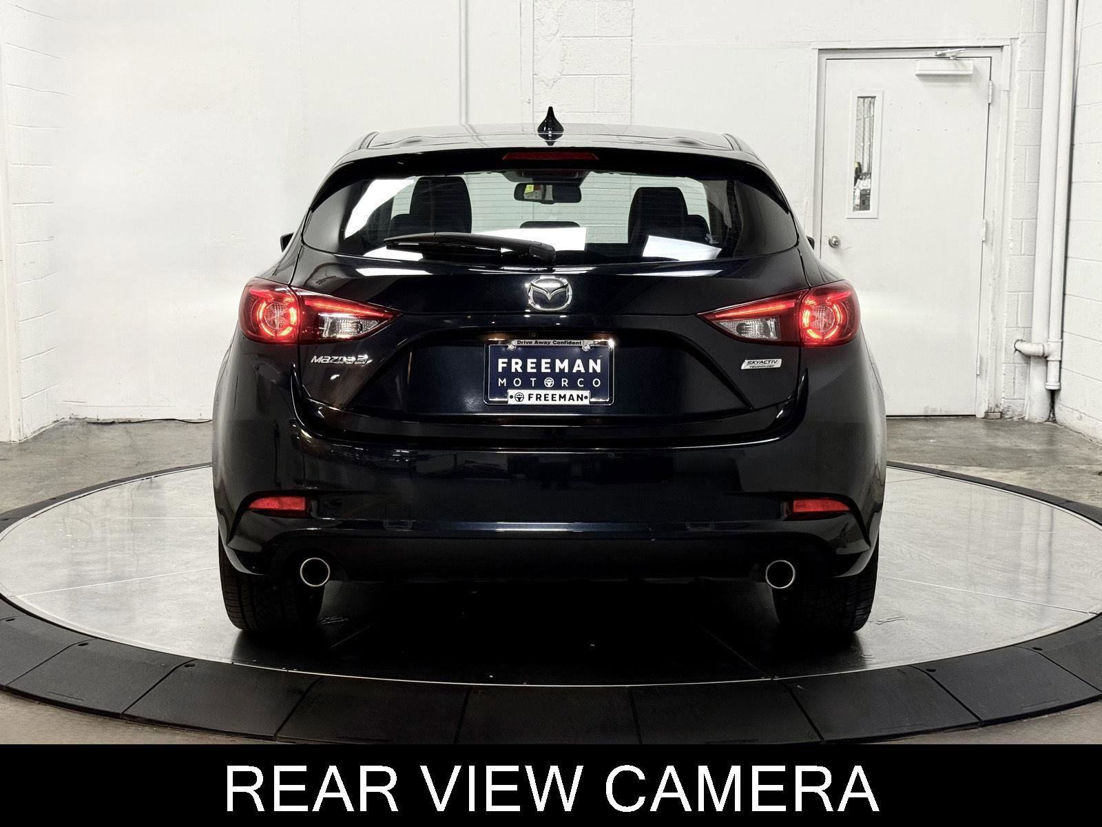 Used 2018 MAZDA MAZDA3 Grand Touring FWD image 7