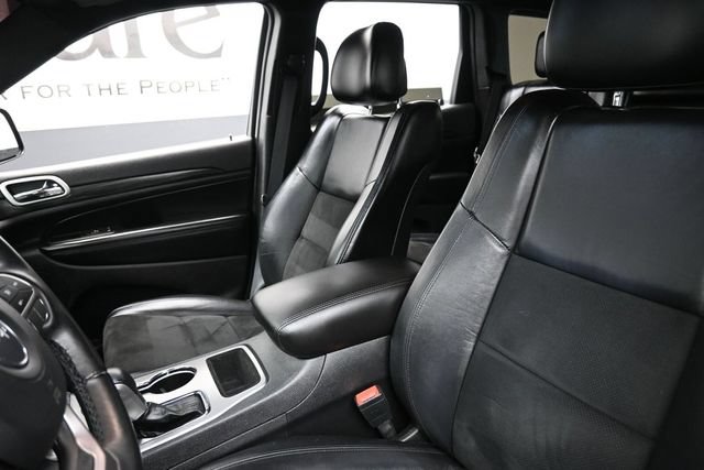 Used 2021 Jeep Grand Cherokee Laredo X AWD/4WD image 17