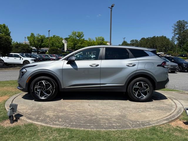 Used 2023 Kia Sportage LX AWD/4WD image 4