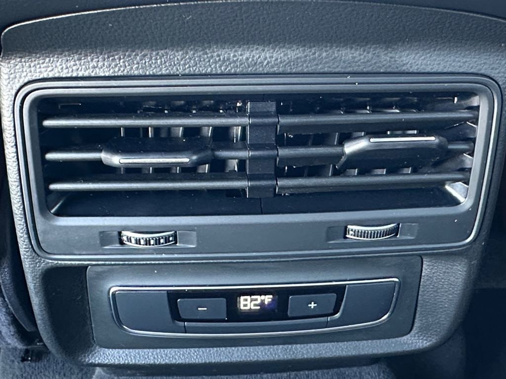 Used 2025 Audi Q7 3.0T Premium Plus image 24