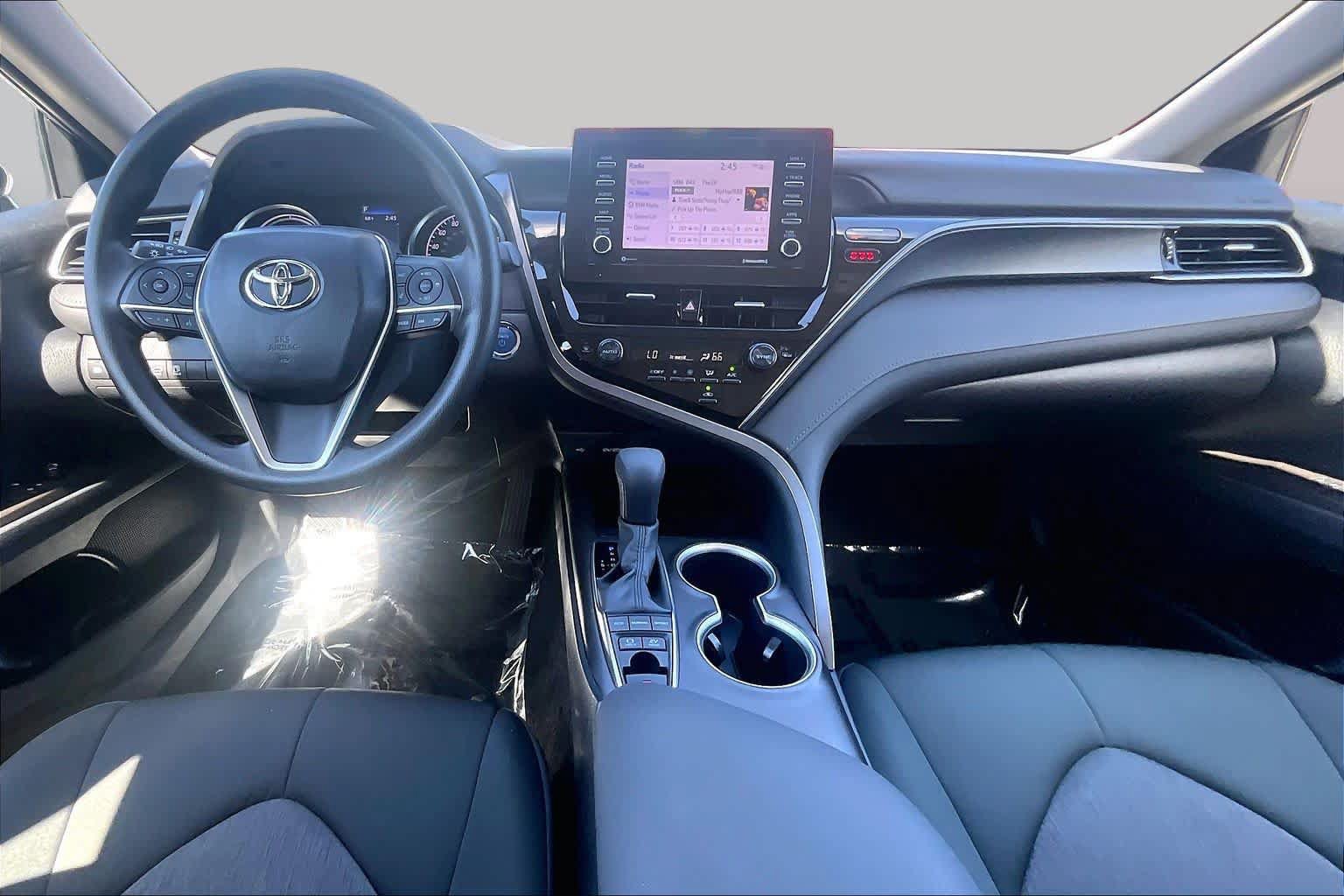 Used 2023 Toyota Camry LE FWD image 15