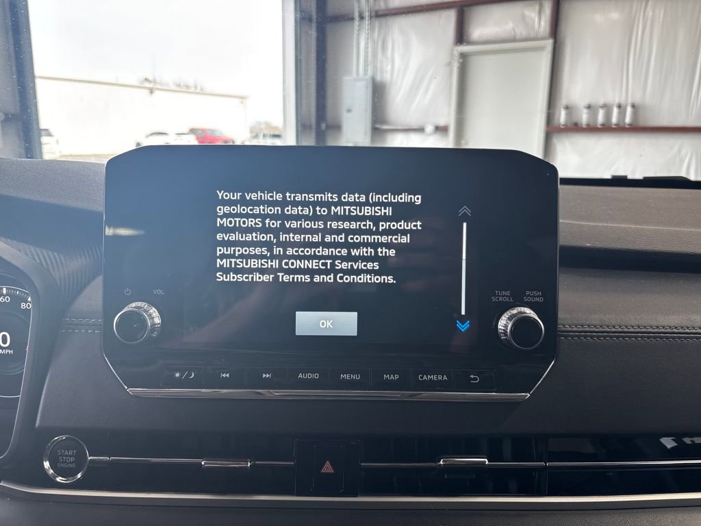 Used 2024 Mitsubishi Outlander SE Black Edition image 10