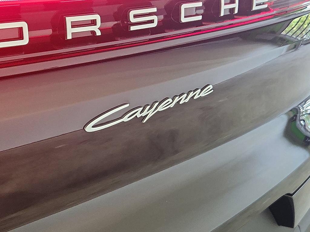 New 2026 Porsche Cayenne Coupe AWD/4WD image 27