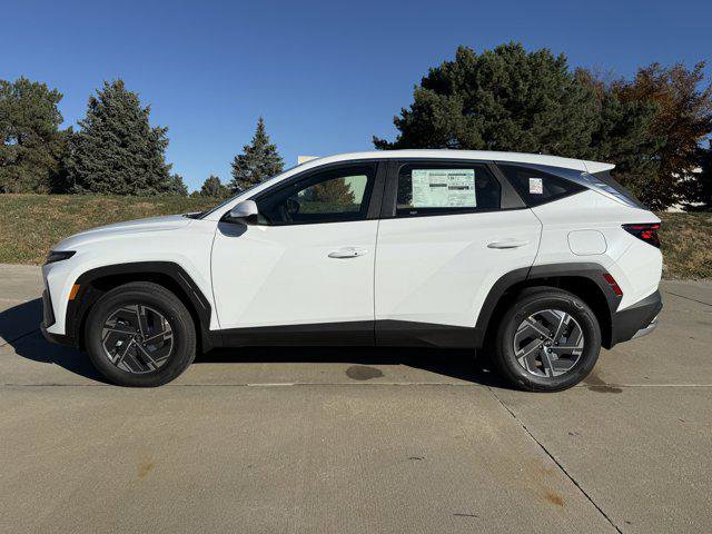 New 2026 Hyundai Tucson Blue SE image 2