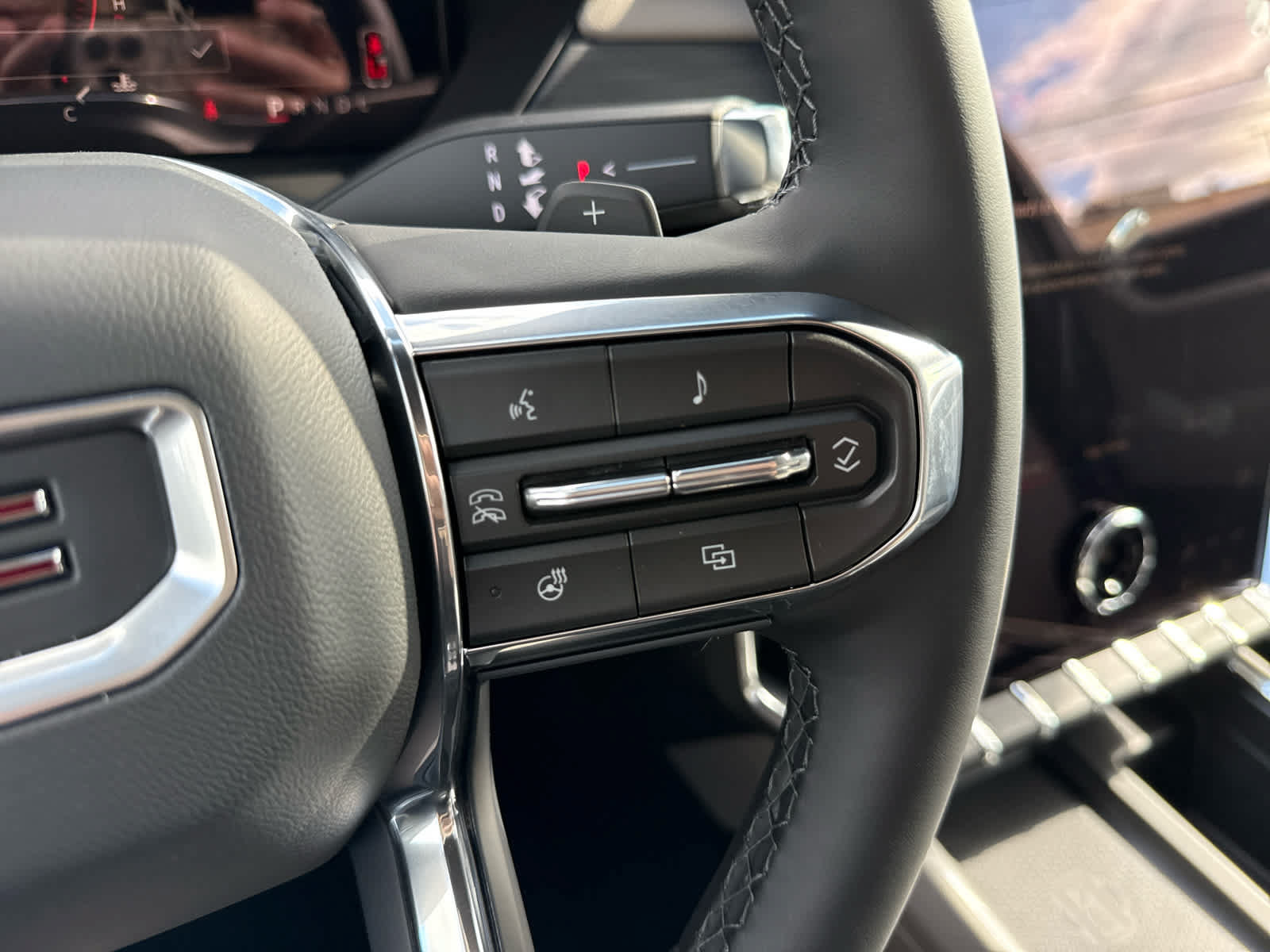 New 2026 GMC Acadia Elevation w/ Elevation Premium Package AWD/4WD image 16