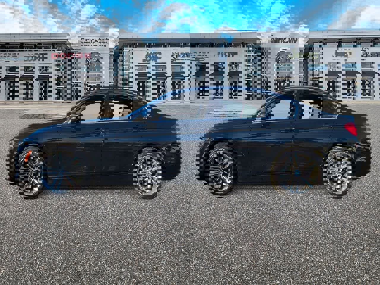 Used 2018 BMW 330e w/ Premium Package image 5