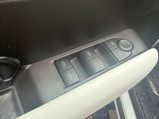 Used 2023 GMC Canyon AT4X image 26