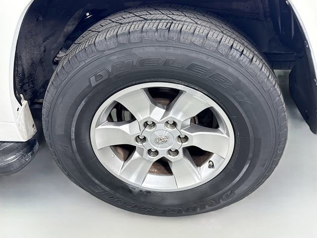 Used 2013 Toyota 4Runner SR5 image 28