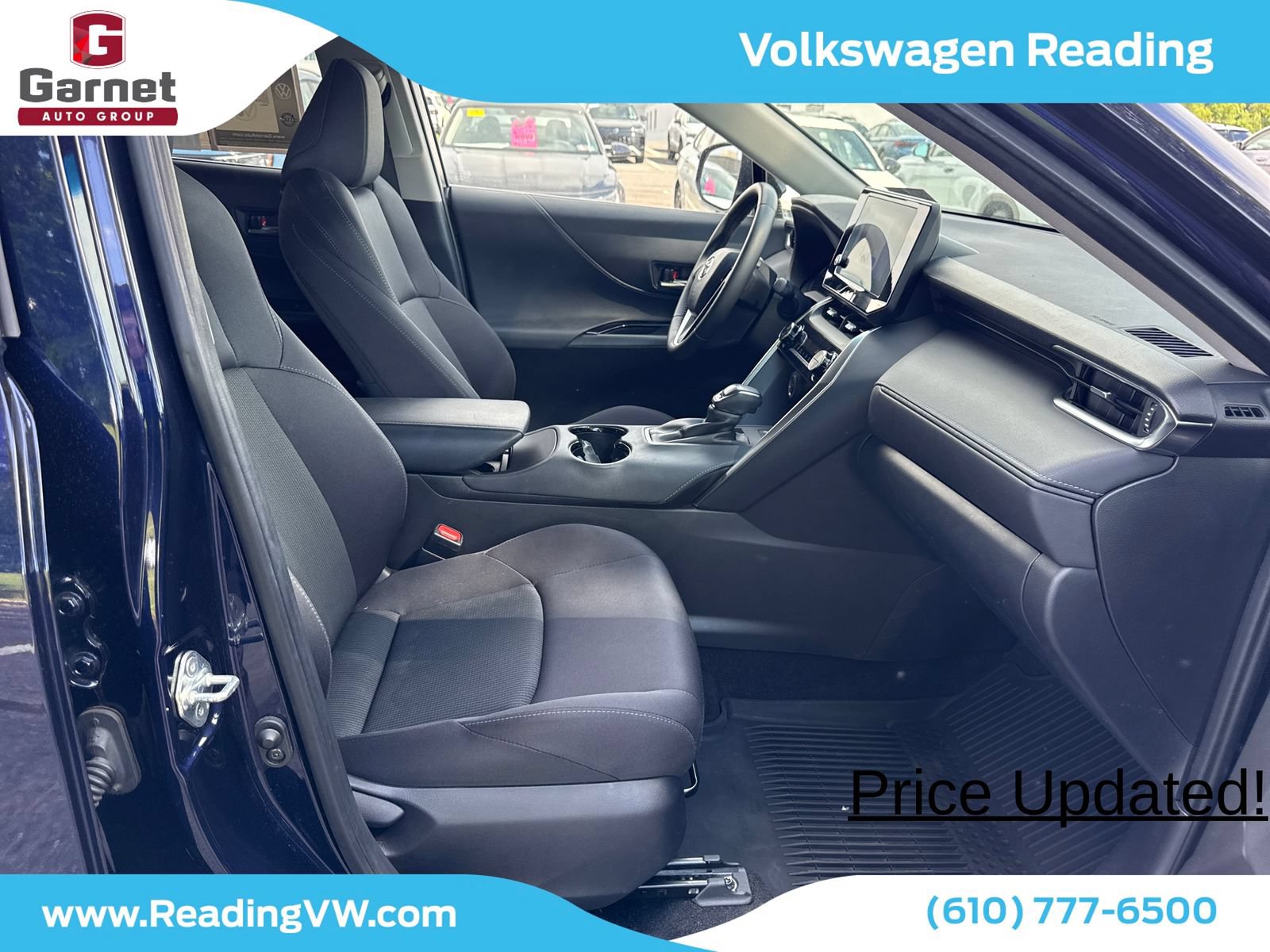 Used 2023 Toyota Venza LE AWD/4WD image 38