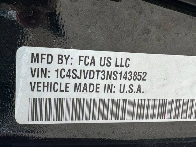 Used 2022 Jeep Wagoneer Series III AWD/4WD image 38