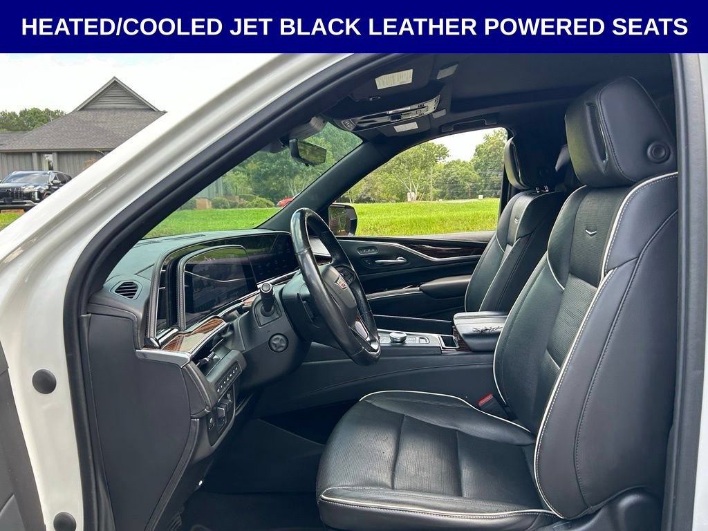 Used 2021 Cadillac Escalade Premium Luxury w/ Driver Assist Tech Package AWD/4WD image 7