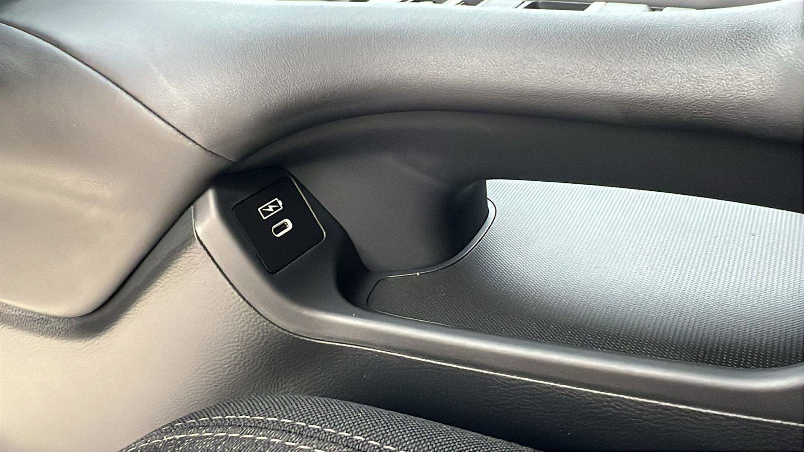 New 2026 Honda HR-V LX image 22