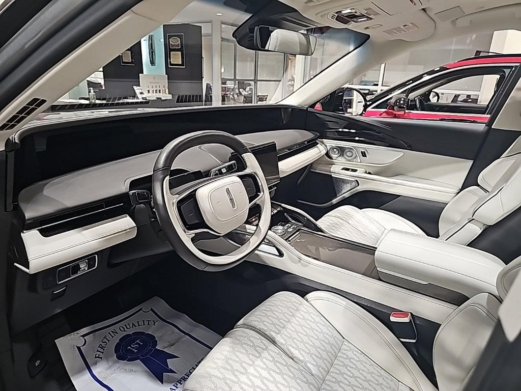 New 2024 Lincoln Nautilus Black Label w/ Jet Appearance Package (87T) image 7