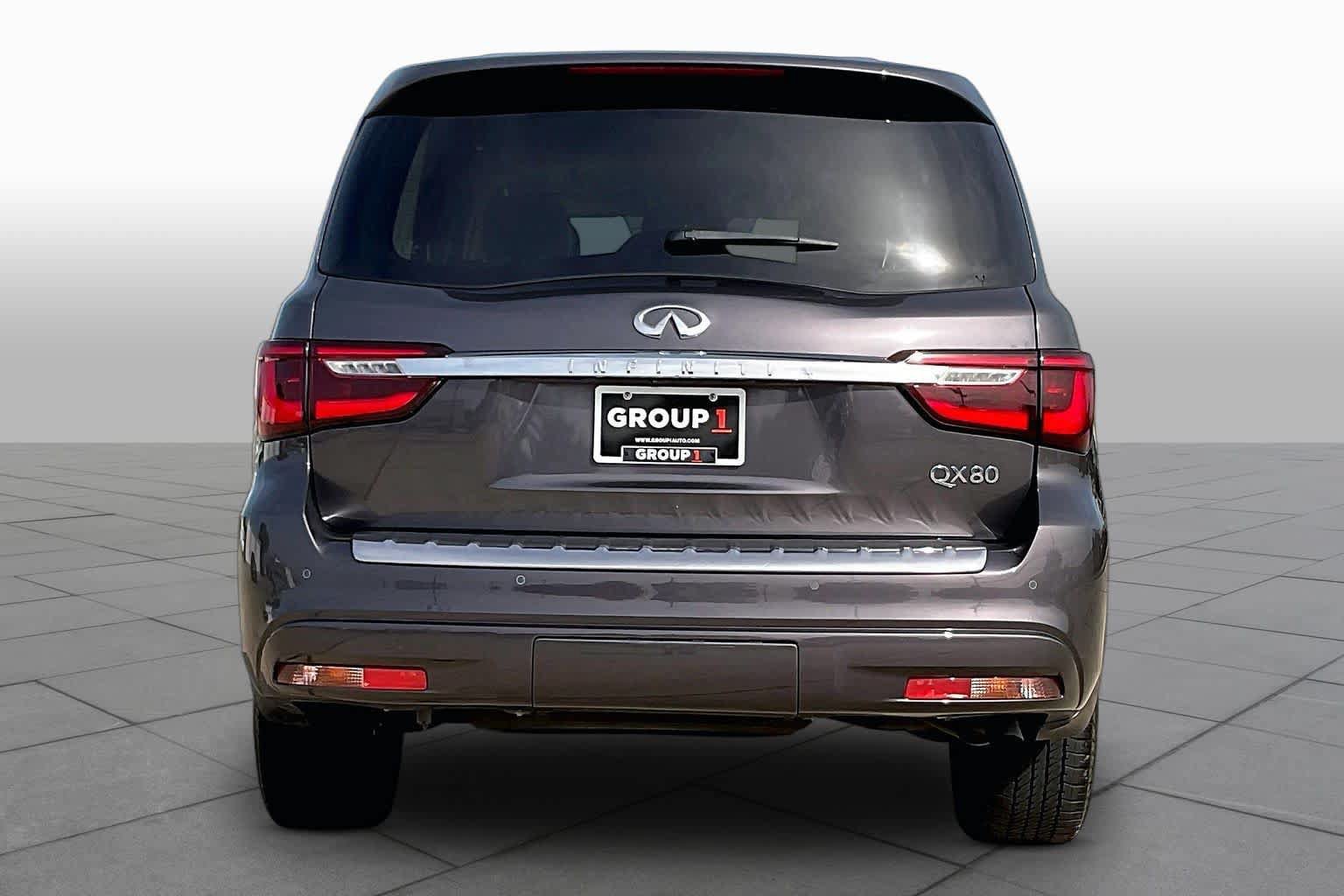 Used 2023 INFINITI QX80 Luxe w/ Cargo Package RWD image 5
