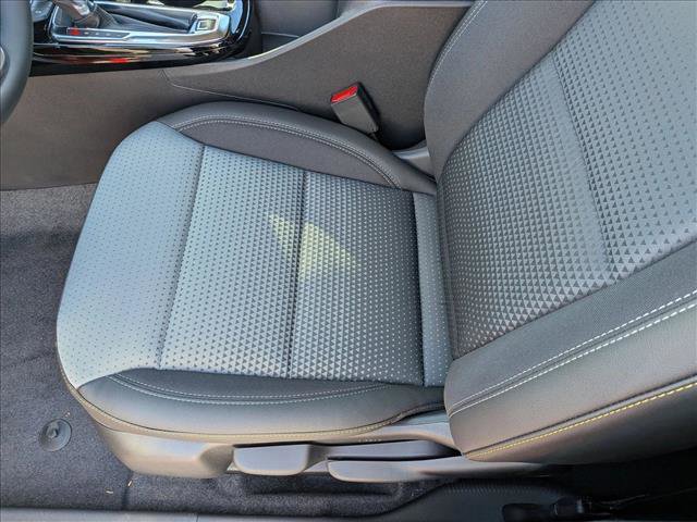 New 2026 Chevrolet Trax LT w/ Sunroof Package image 4