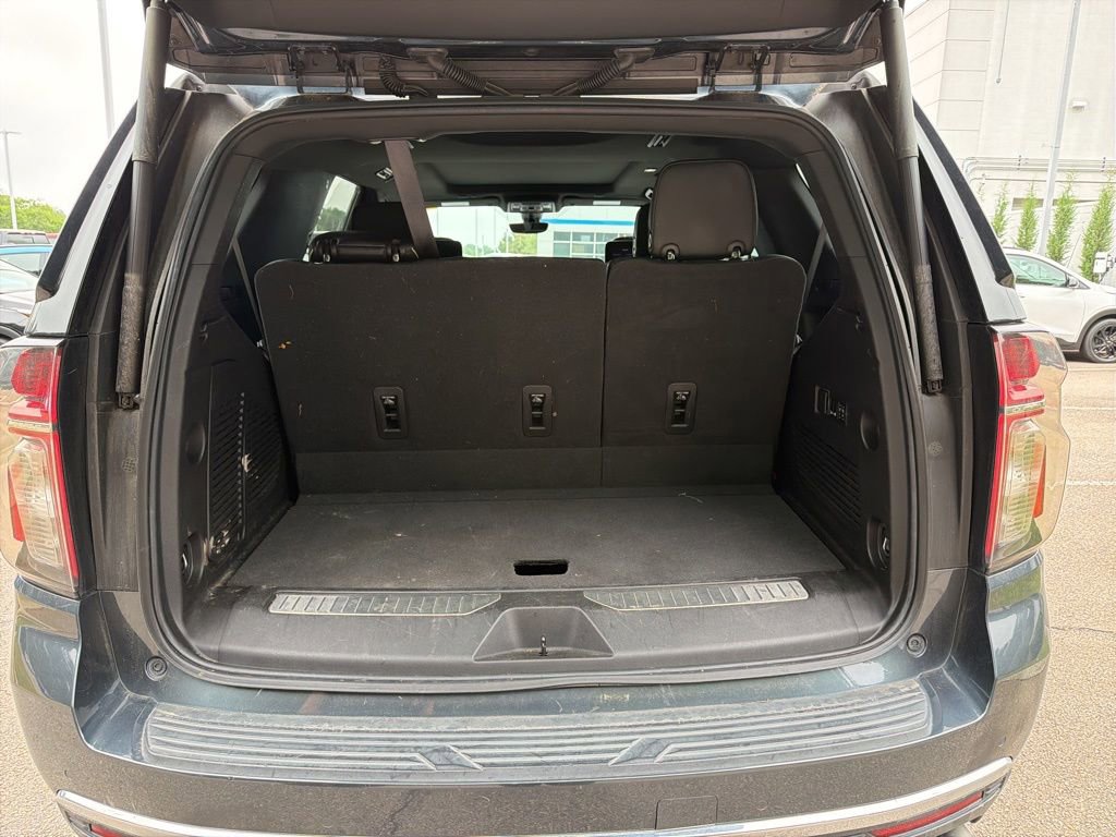 Used 2021 Chevrolet Tahoe Premier w/ Premium Package 2 RWD image 18