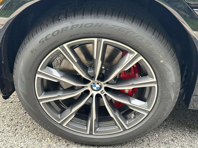 New 2027 BMW X6 xDrive40i w/ Climate Comfort Package AWD/4WD image 7