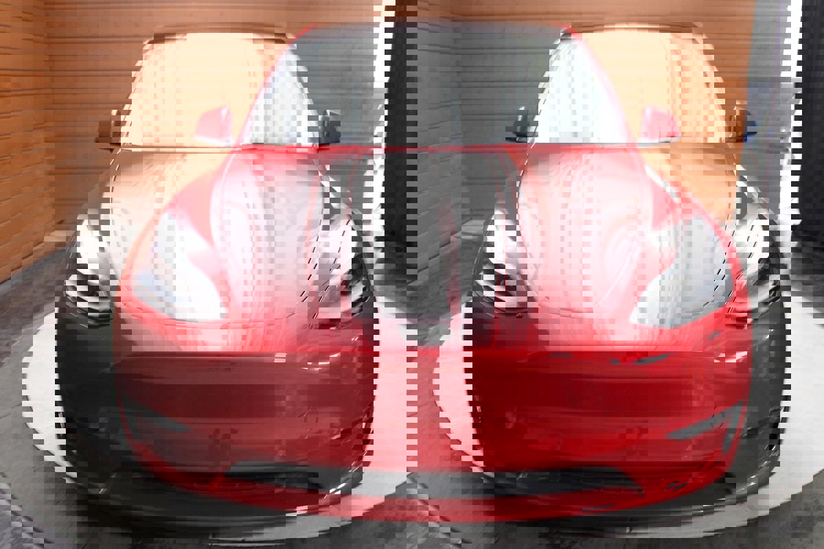 Used 2022 Tesla Model Y Performance image 36