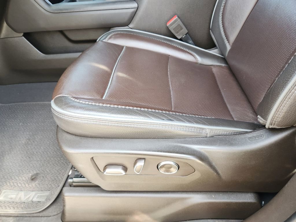 Used 2024 GMC Sierra 2500 Denali image 31