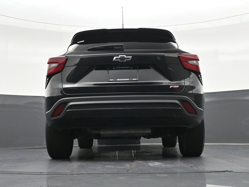 Used 2024 Chevrolet Trax RS FWD image 25