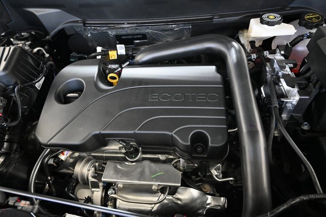 New 2026 Chevrolet Equinox LT w/ Convenience Package II image 27
