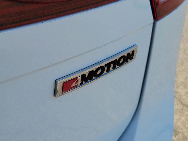 Used 2019 Volkswagen Tiguan SEL Premium image 10