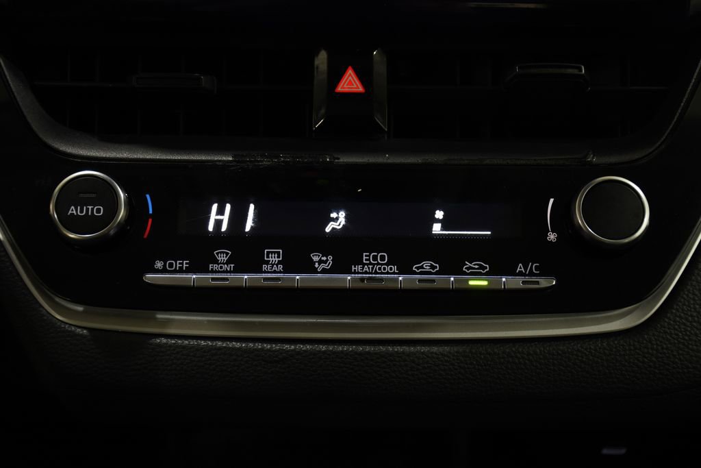 Used 2023 Toyota Corolla LE image 19