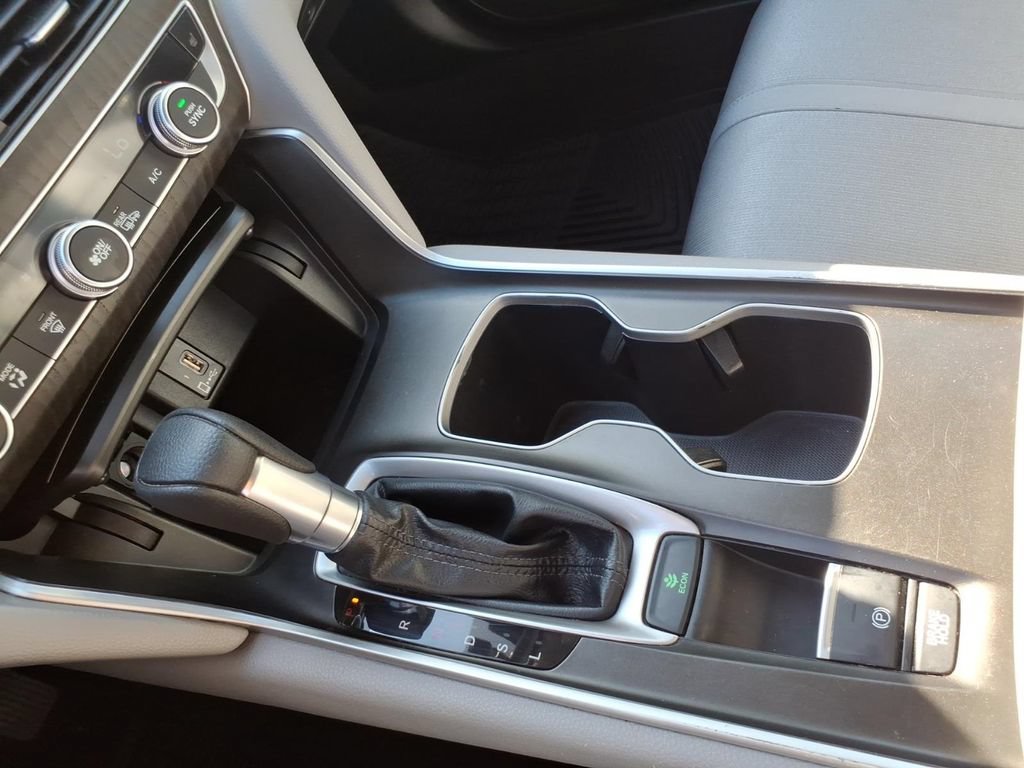 Used 2019 Honda Accord EX image 16