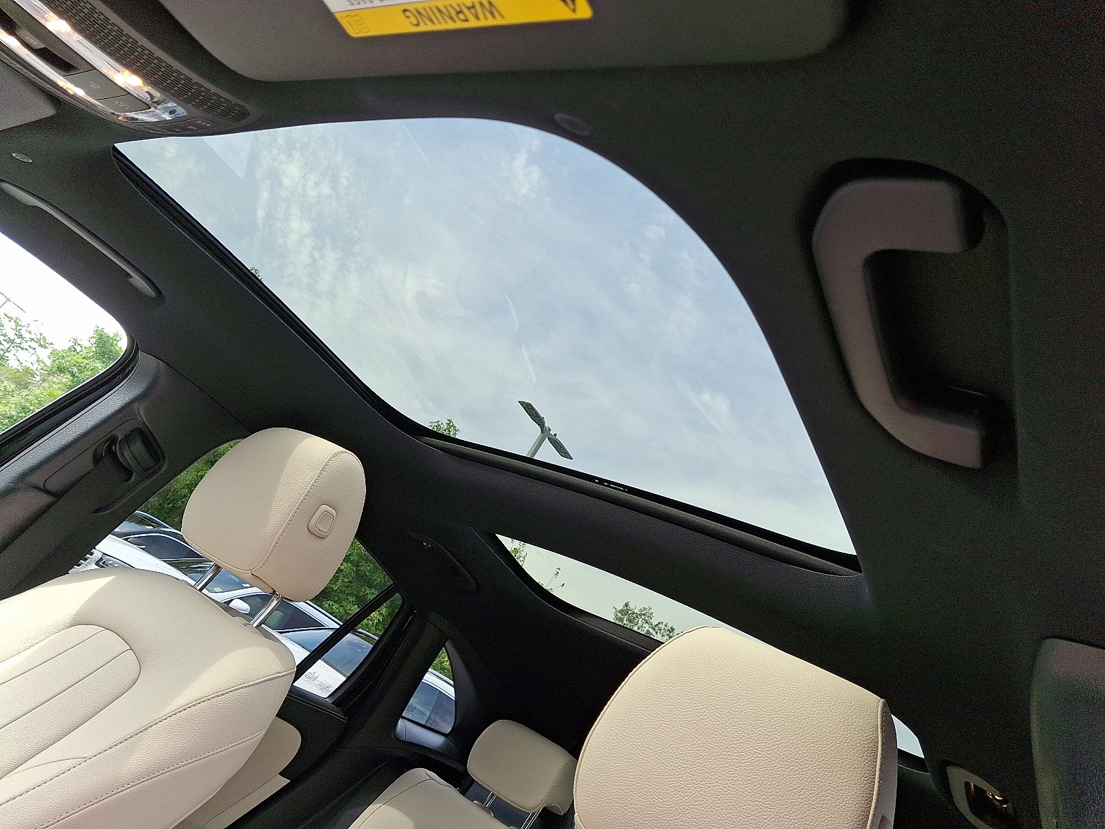 Certified 2025 Mercedes-Benz GLA 250 4MATIC image 14