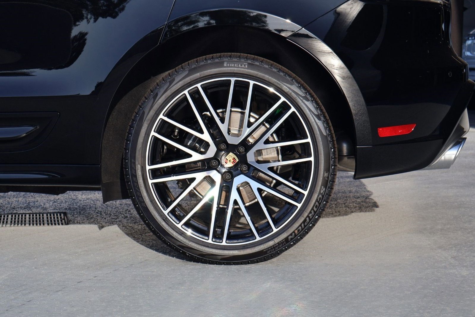 New 2026 Porsche Macan S image 27