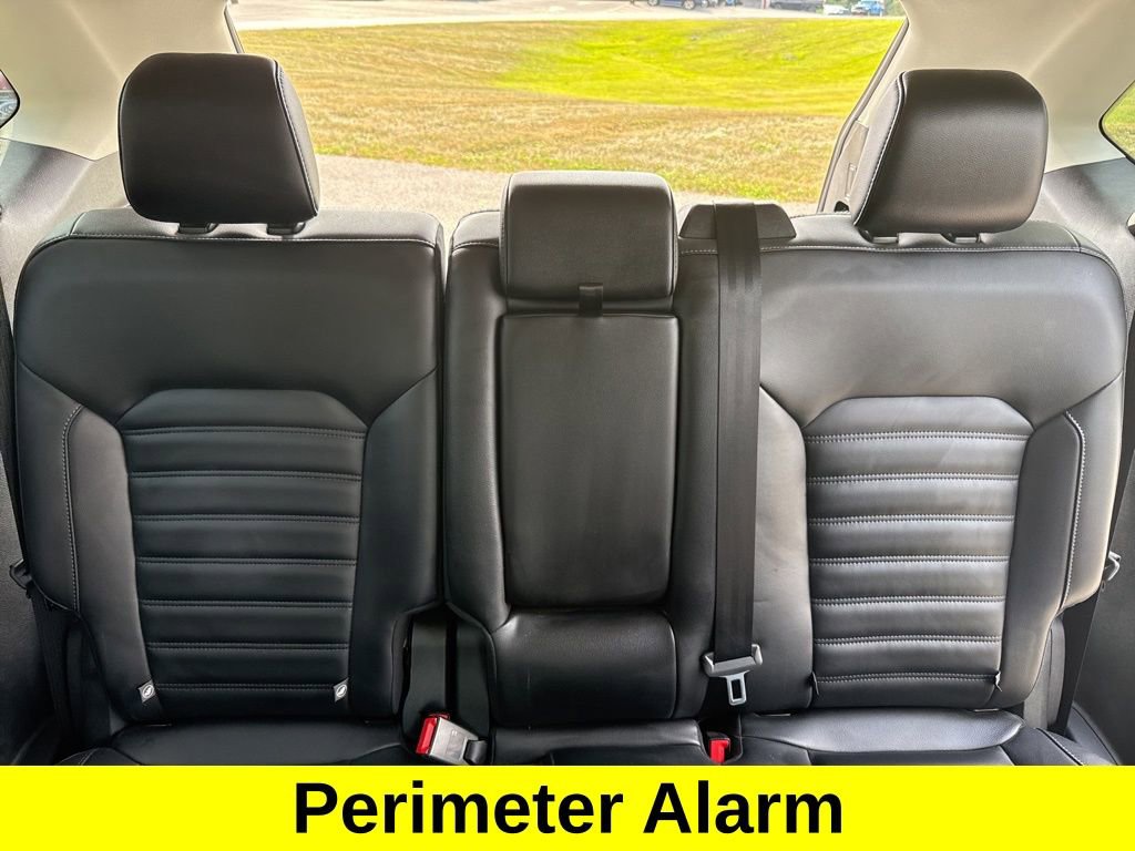 Used 2022 Ford Edge SEL w/ Convenience Package image 16