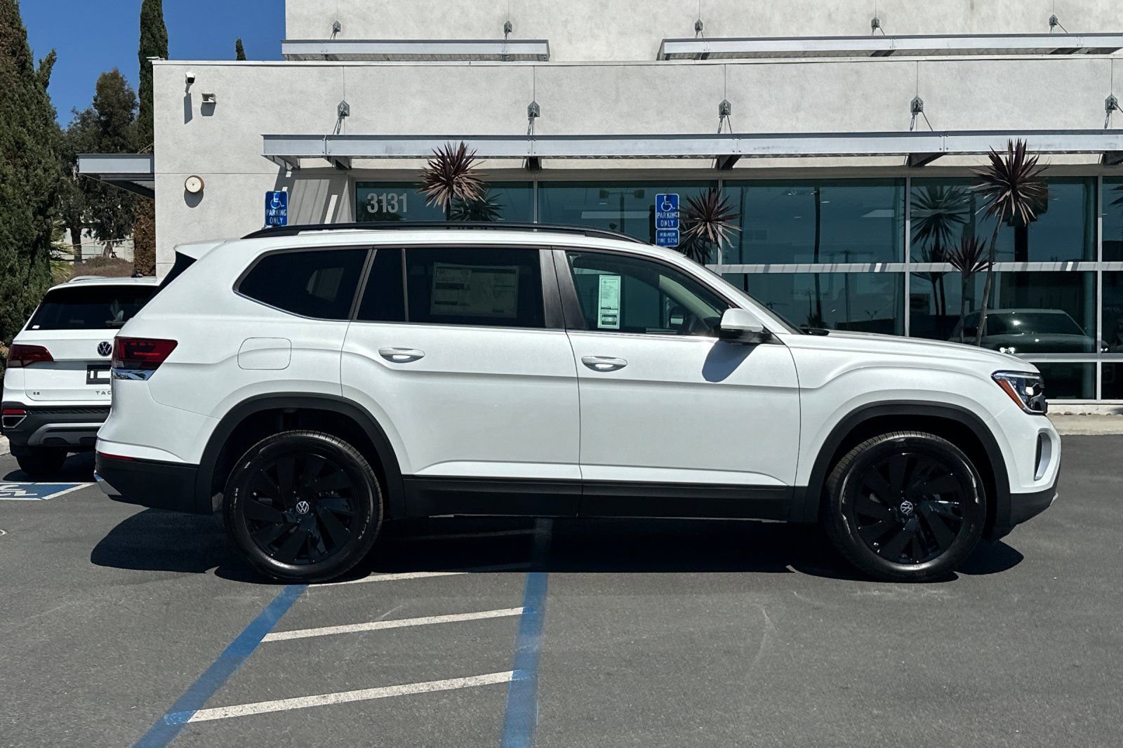 New 2026 Volkswagen Atlas SE AWD/4WD image 4