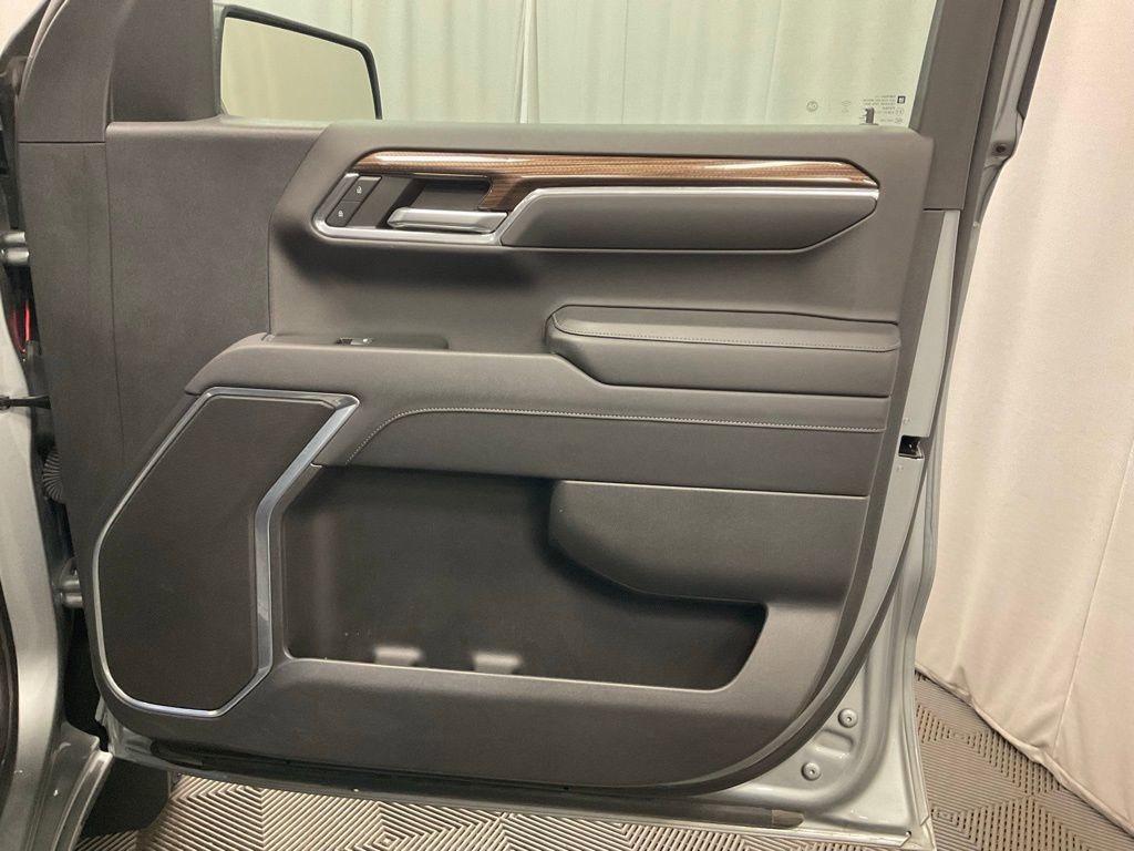 Used 2023 Chevrolet Silverado 1500 RST image 30