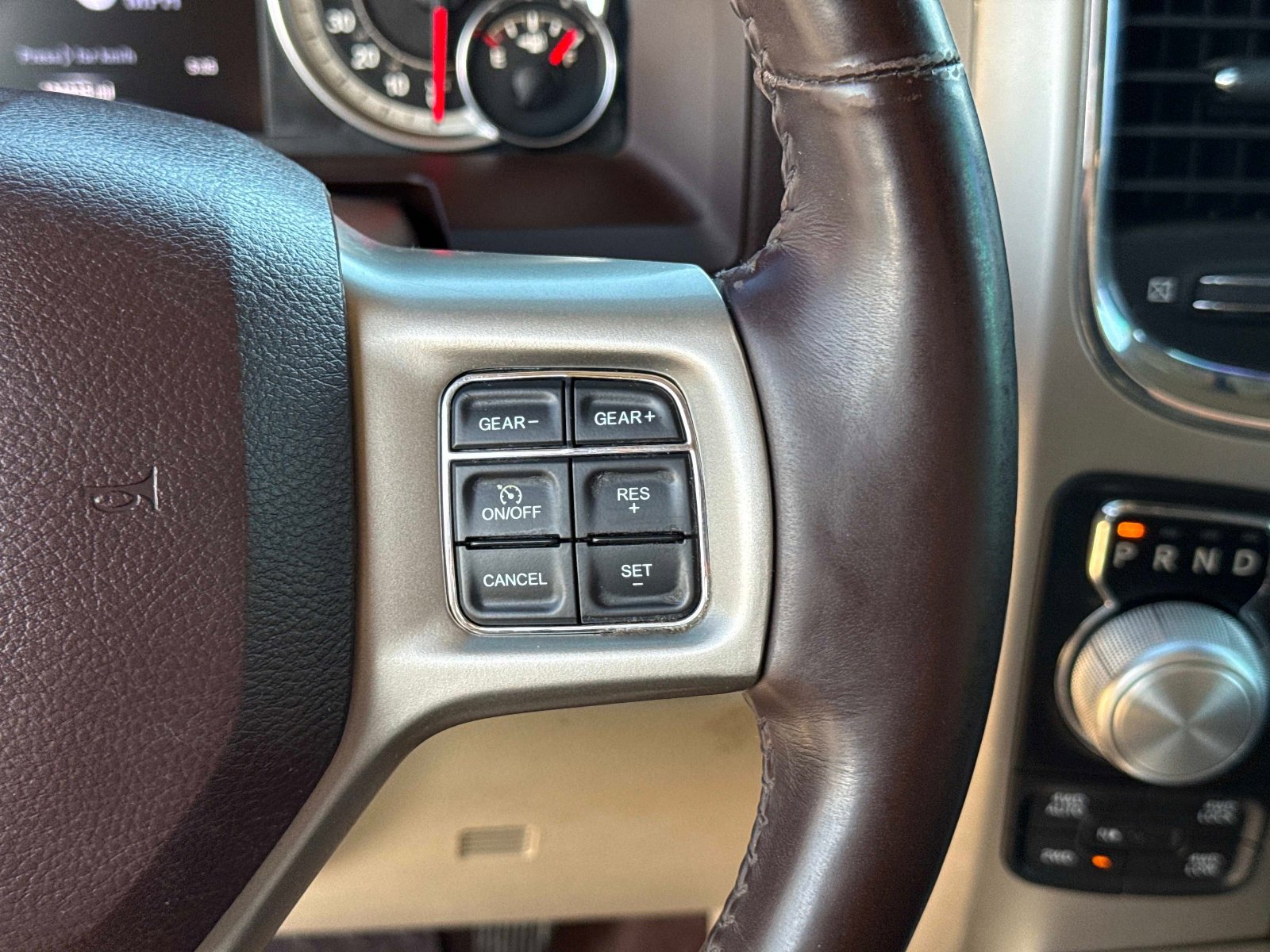 Used 2017 RAM 1500 Laramie w/ Convenience Group image 29