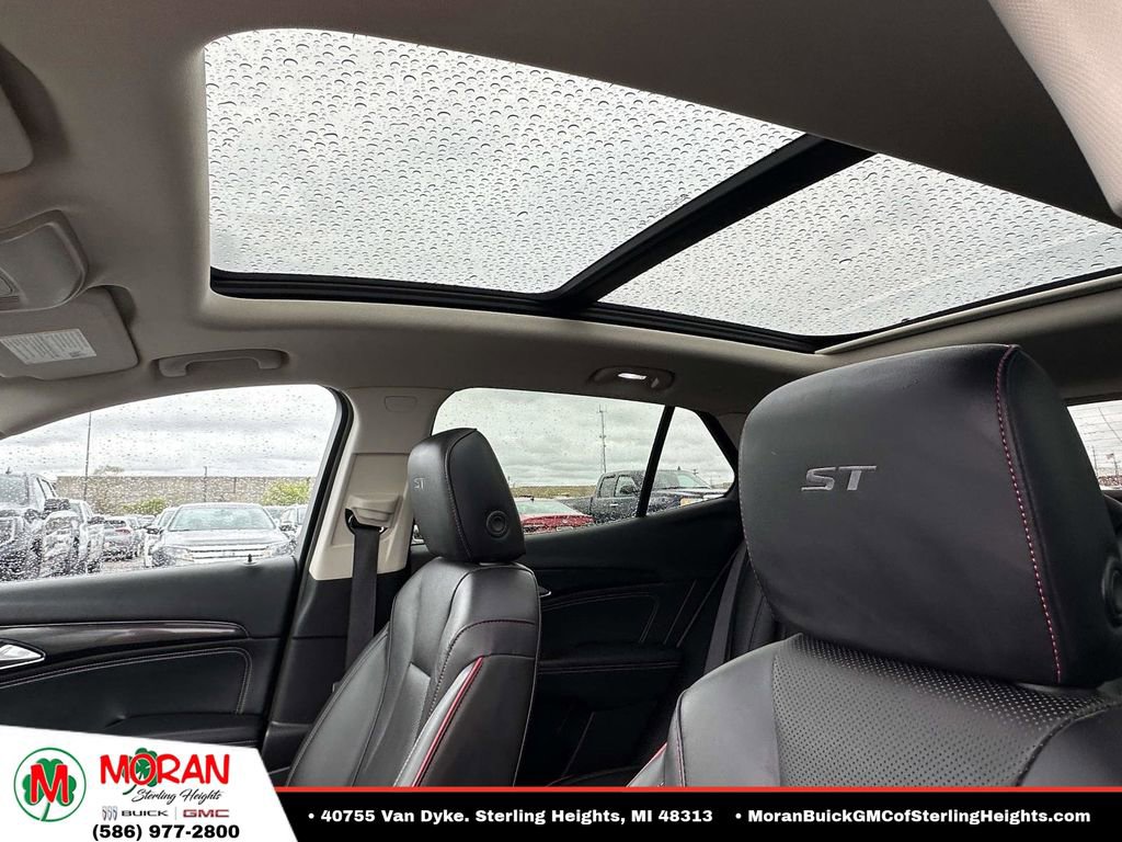 Certified 2022 Buick Envision Essence w/ Technology Package I FWD image 21