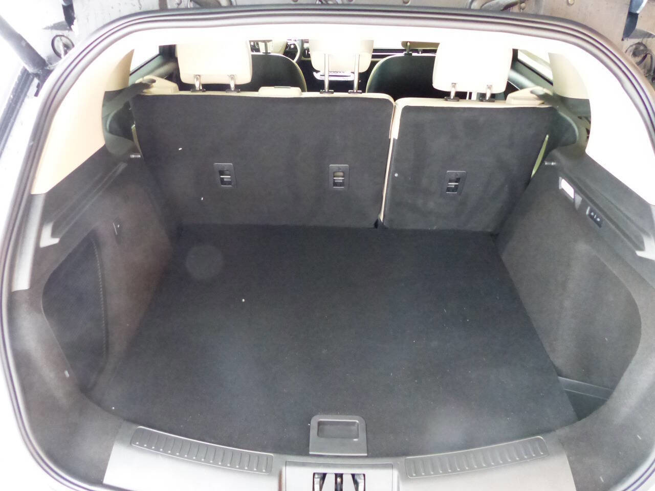 Used 2025 Lincoln Corsair Reserve w/ Equipment Group 202A image 37