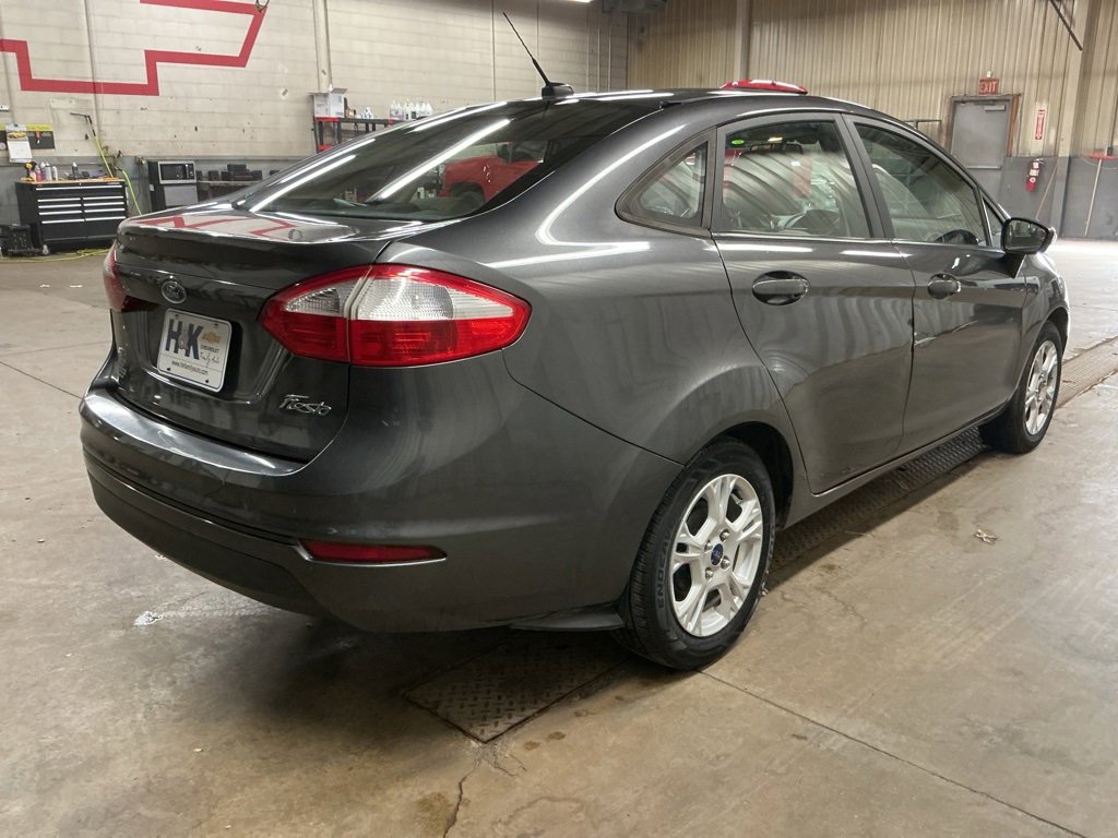 Used 2016 Ford Fiesta SE image 8