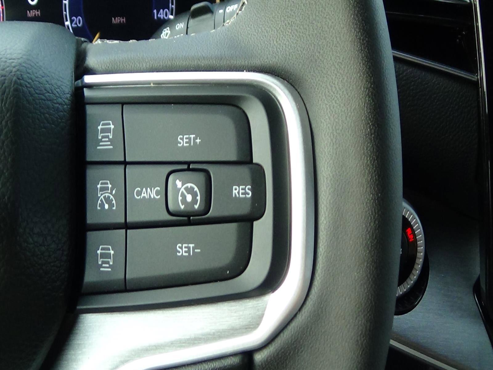 Certified 2025 Jeep Wagoneer L 4WD image 23