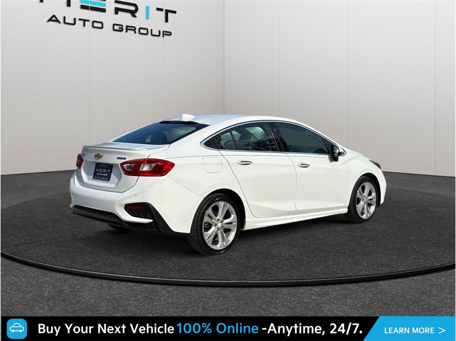 Used 2017 Chevrolet Cruze Premier FWD image 9
