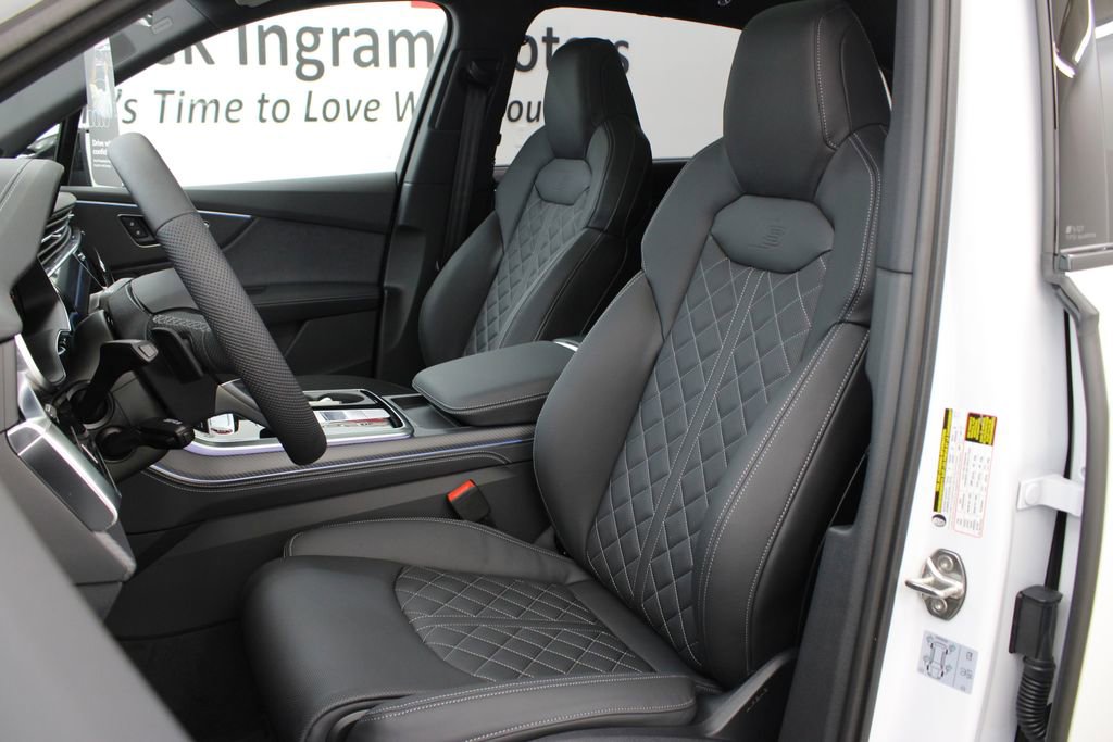New 2026 Audi SQ7 Premium Plus image 14