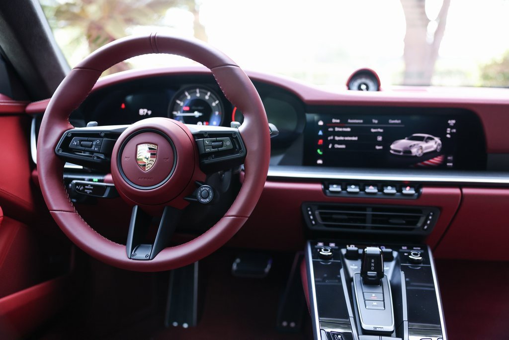 Used 2022 Porsche 911 Turbo image 33