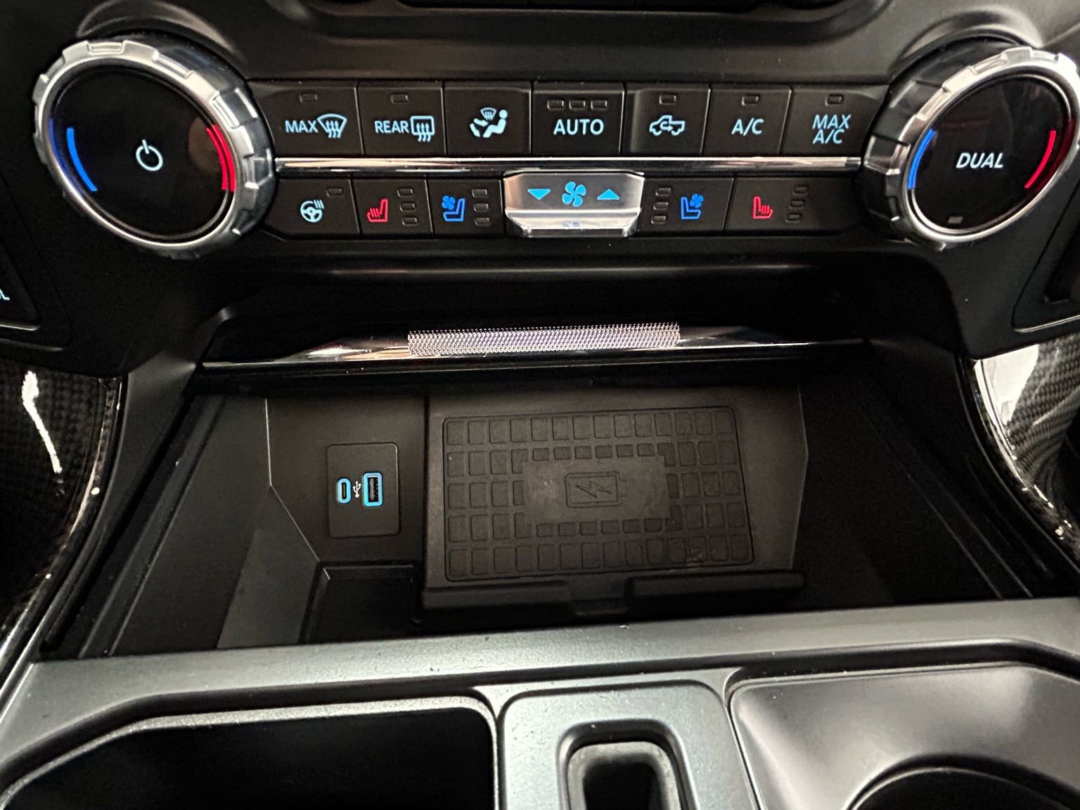 Used 2022 Ford F150 Lariat w/ Equipment Group 502A High image 24